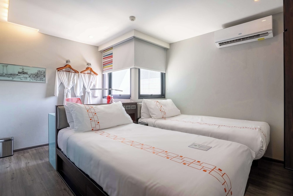 vib best western sanam pao