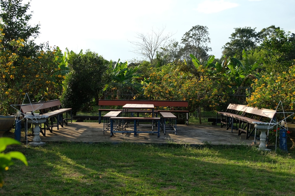 nadedow resort