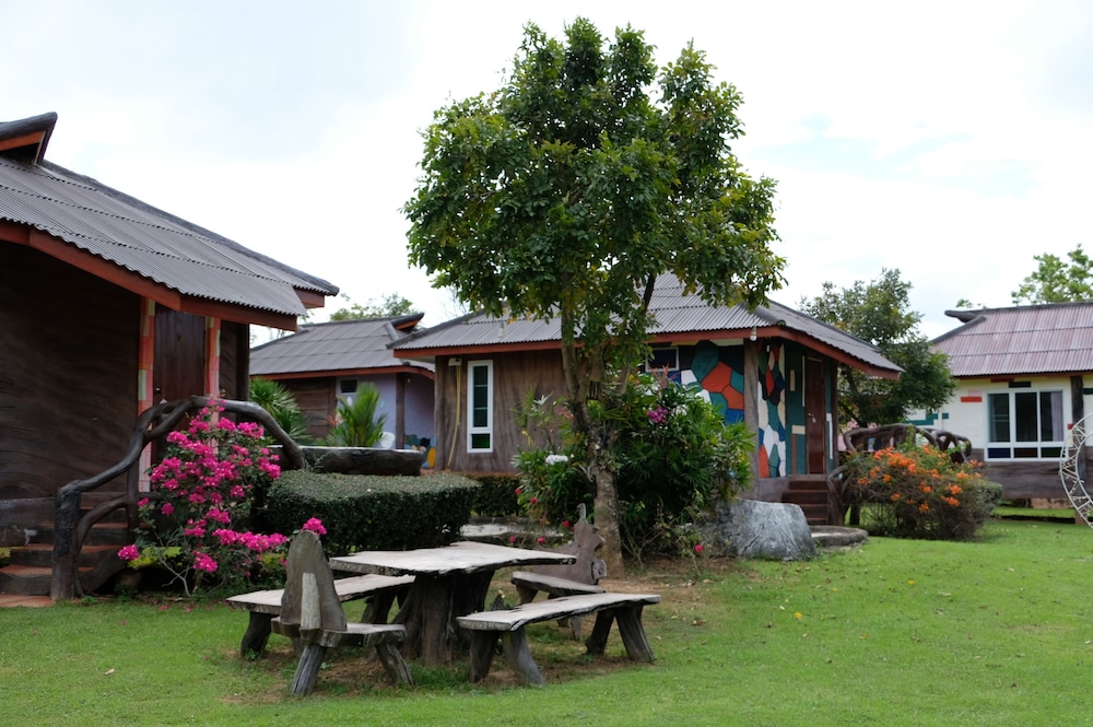 nadedow resort