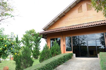 nadedow resort