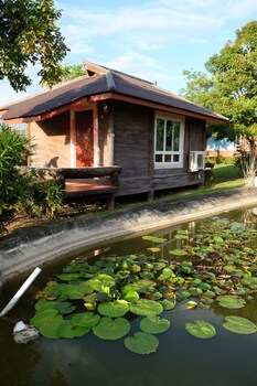 nadedow resort