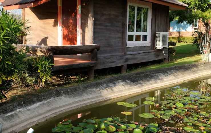 Nadedow Resort,Thai Samakkhi>>Pak Chong,2.5 star