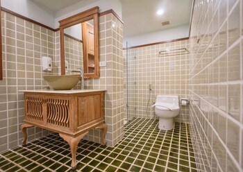 rich garden house hotel