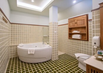 rich garden house hotel