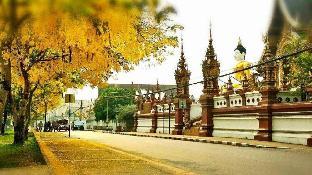 rich garden house hotel