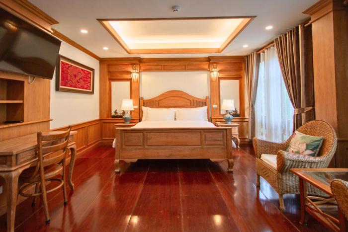 rich garden house hotel