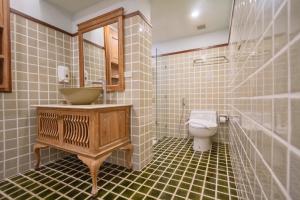 rich garden house hotel