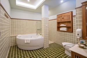 rich garden house hotel