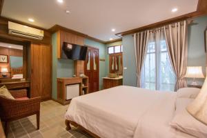 rich garden house hotel