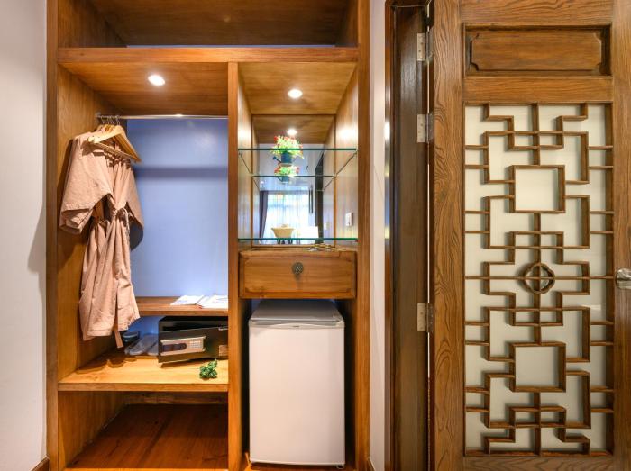 woo gallery and boutique hotel