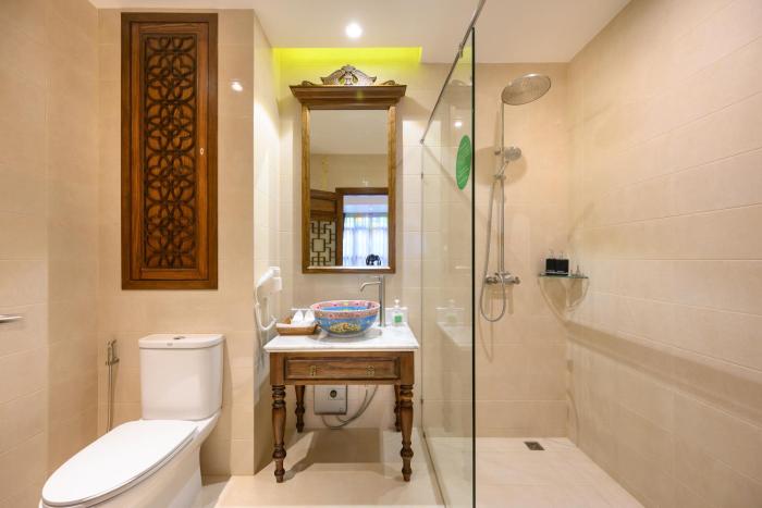 woo gallery and boutique hotel