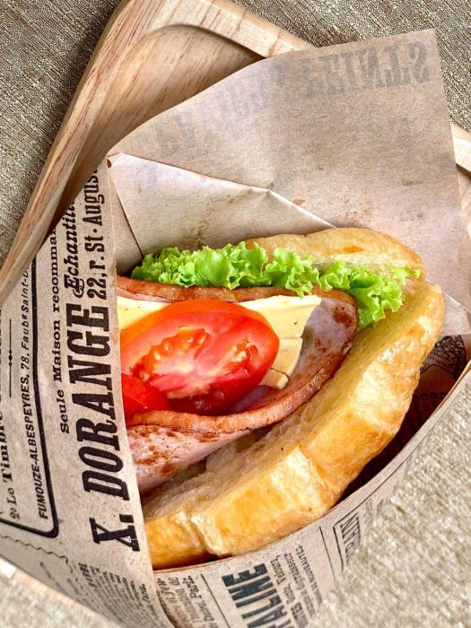 woo gallery and boutique hotel