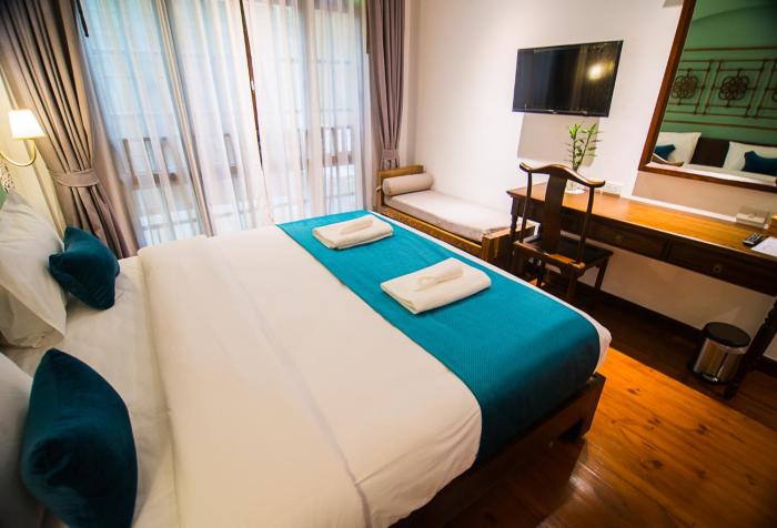 woo gallery and boutique hotel