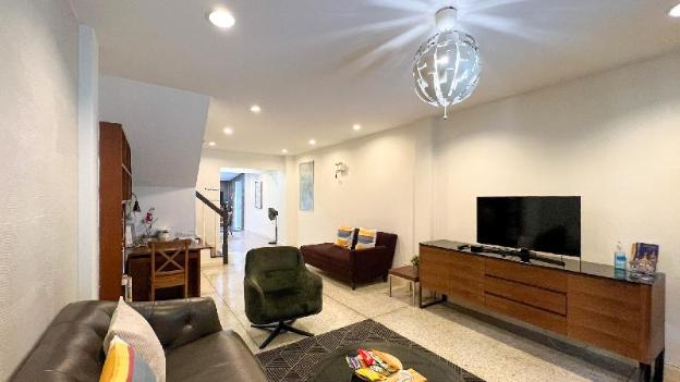 neveu premier residence