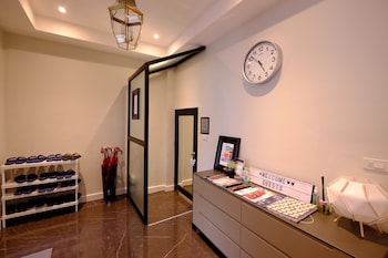 neveu premier residence