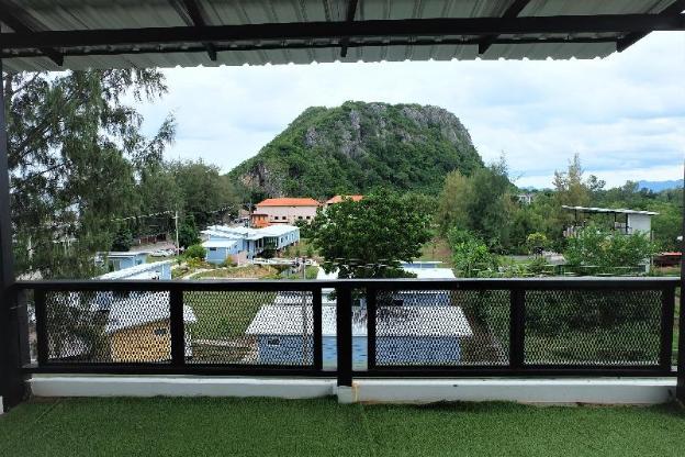 rublom and chomview huahin pranburi