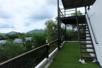 rublom and chomview huahin pranburi