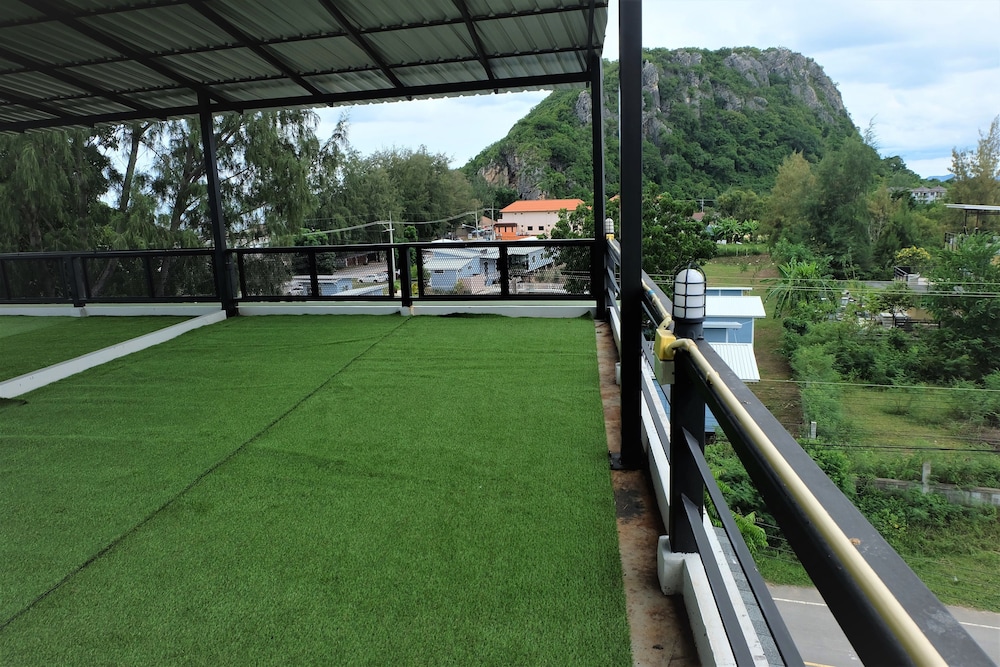 rublom and chomview huahin pranburi