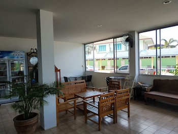 Thawat Hotel,In Lang Suan,2.5 star