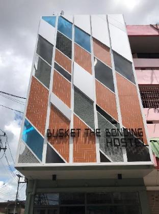 busket hostel