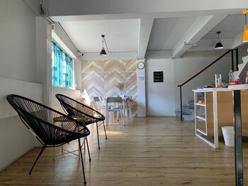 busket hostel