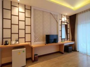 southern airport hotel