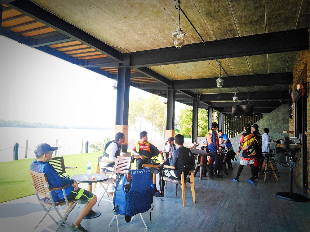 bangpakong boat club