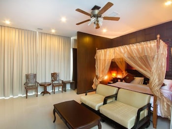 royal thai pavilion jomtien boutique resort