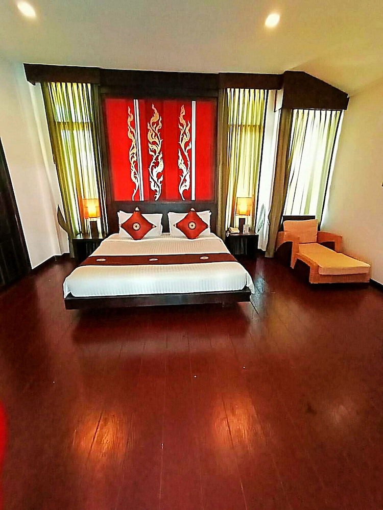 royal thai pavilion jomtien boutique resort
