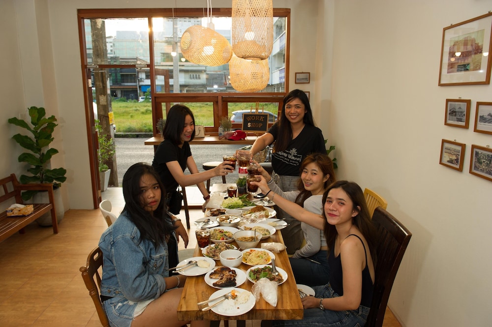 khok samet chun hostel