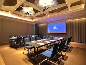 doubletree by hilton taipei zhongshan