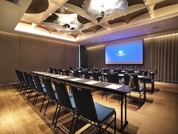 doubletree by hilton taipei zhongshan