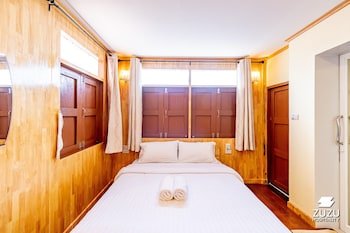 bed in beyt boutique hotel