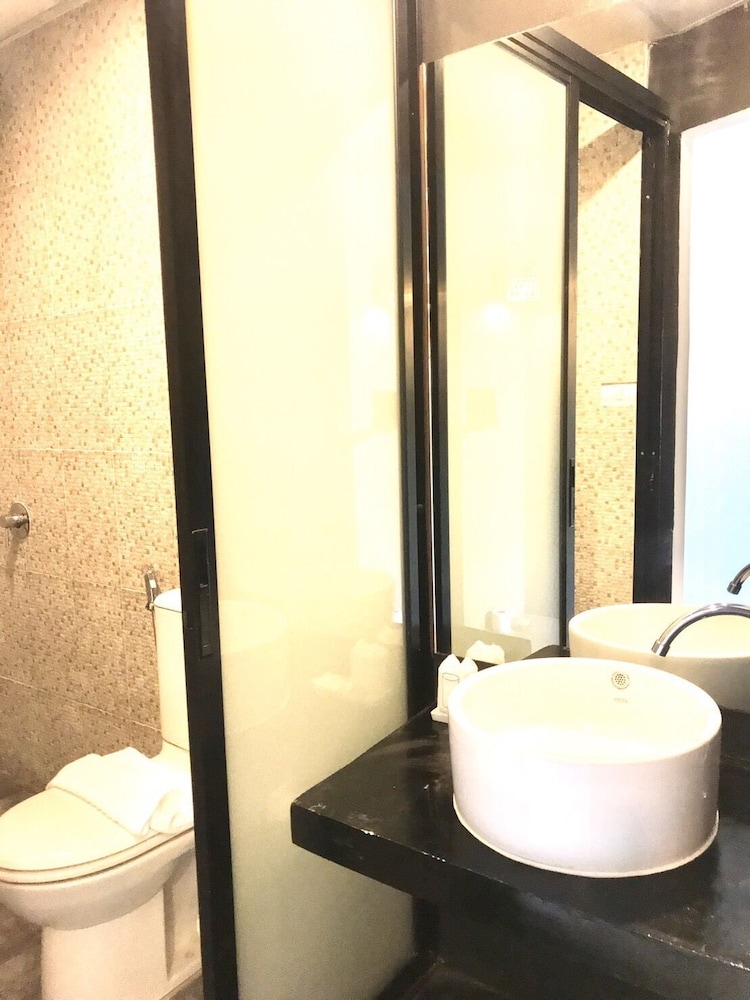 the green plaza hotel