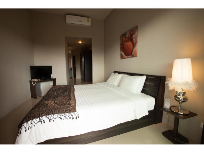 the green plaza hotel