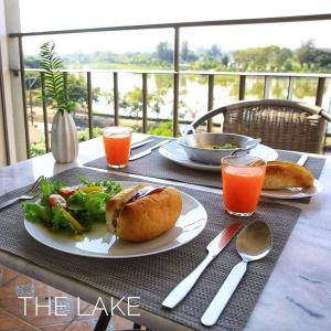 the lake udon