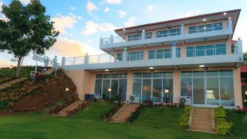 phuyafahsai the resort khao kho