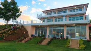 phuyafahsai the resort khao kho