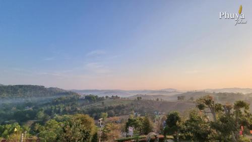 phuyafahsai the resort khao kho