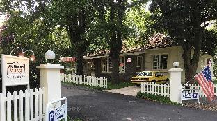 american village resort