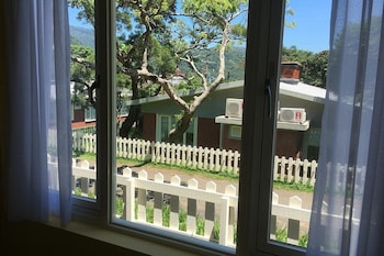 american village resort