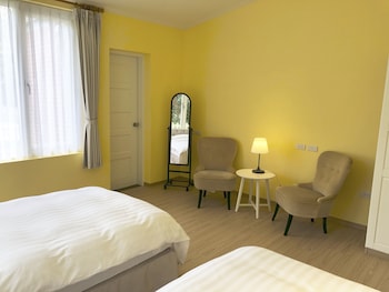 american village resort