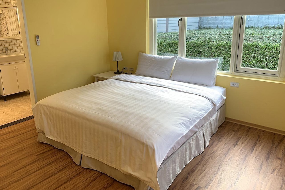 american village resort