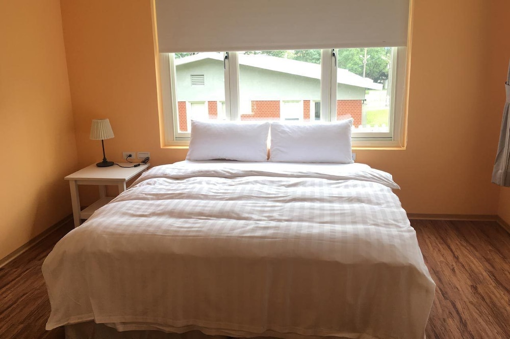 american village resort