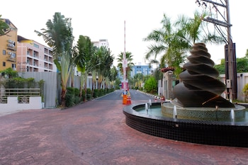 icheck inn residences patong