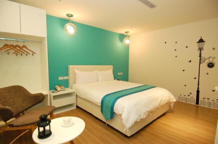 season 5 inn