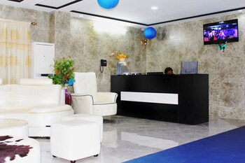 nora hotel