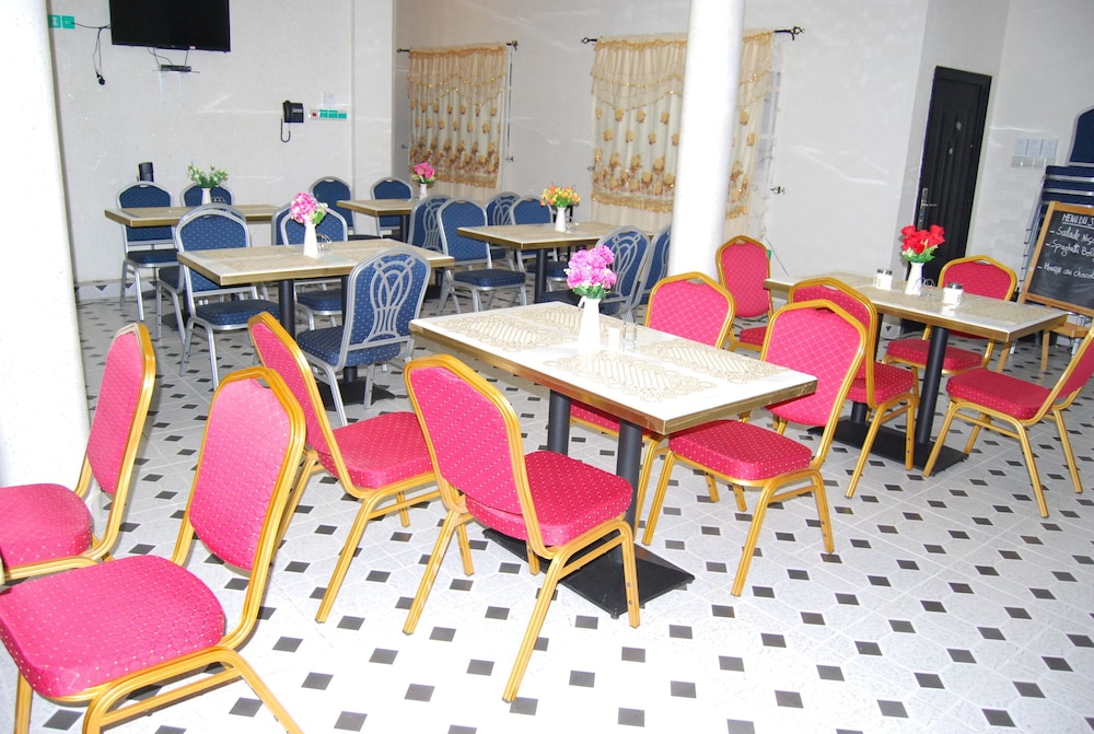nora hotel