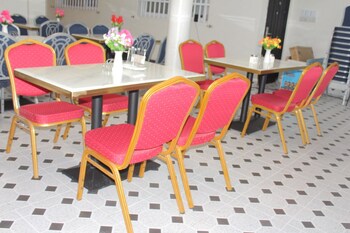 nora hotel