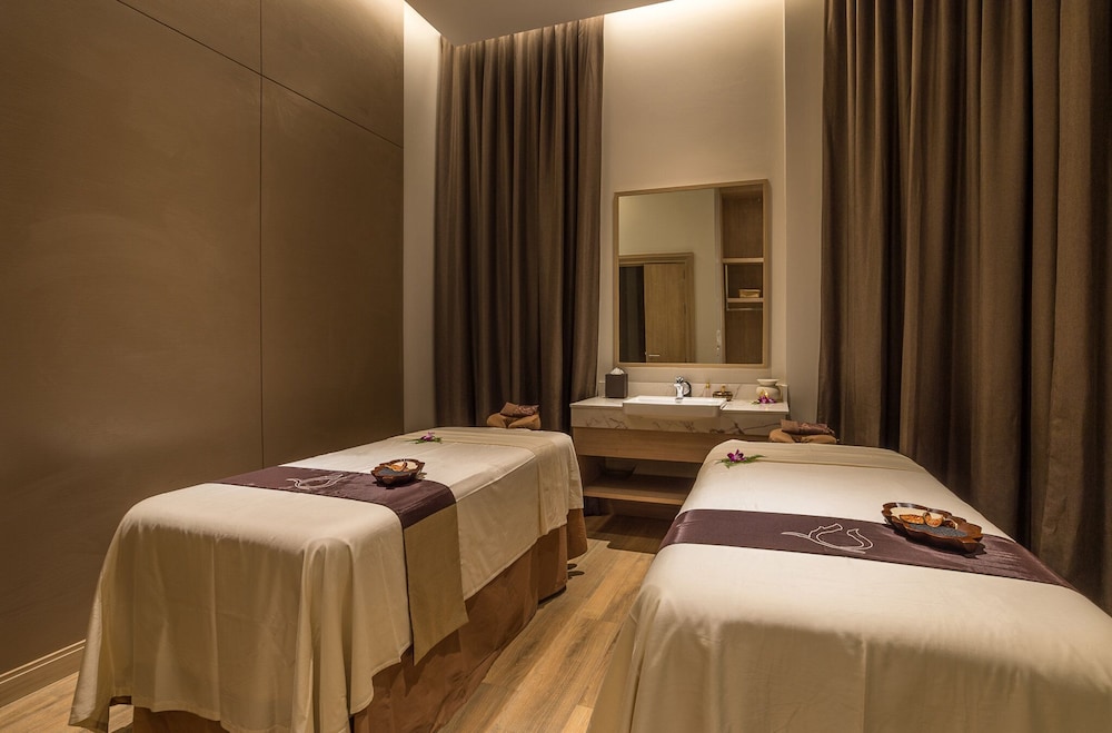 centara ao nang beach resort and spa krabi